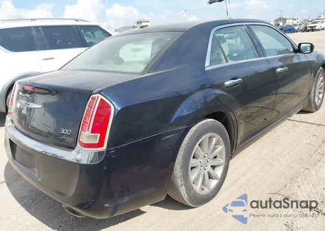 2012 Chrysler 300 Limited z USA, uszkodzony, nr VIN 2C3CCACG4CH223083